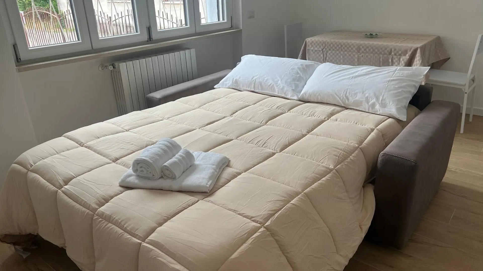 R&S Apartment 몬차 0*,  이탈리아